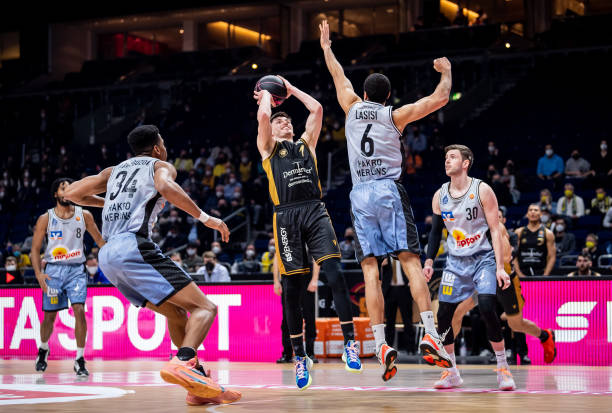 这场比赛中 这场比赛中