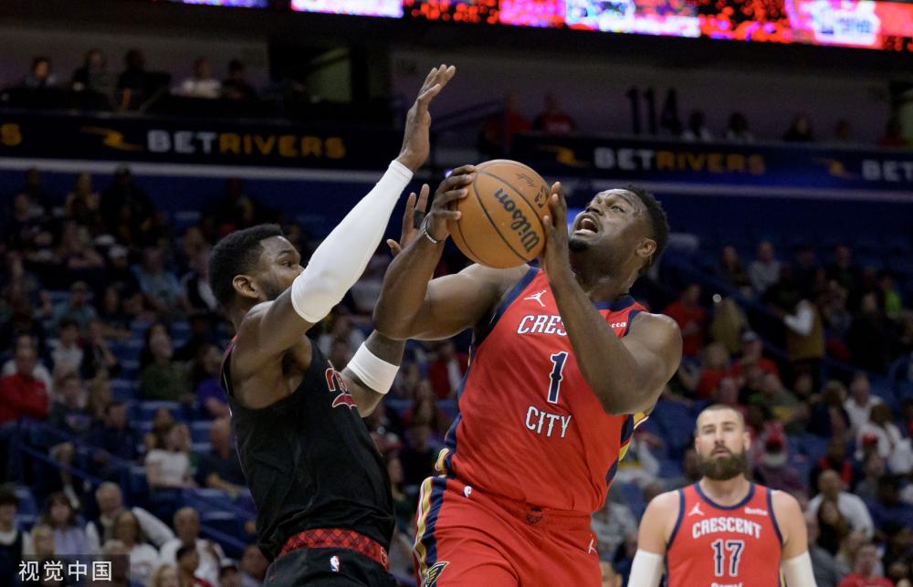 伴随着巨大 伴随着巨大