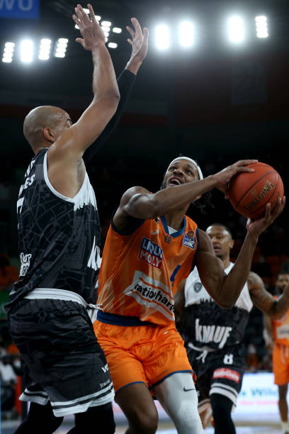 对于卡罗尔 对于卡罗尔