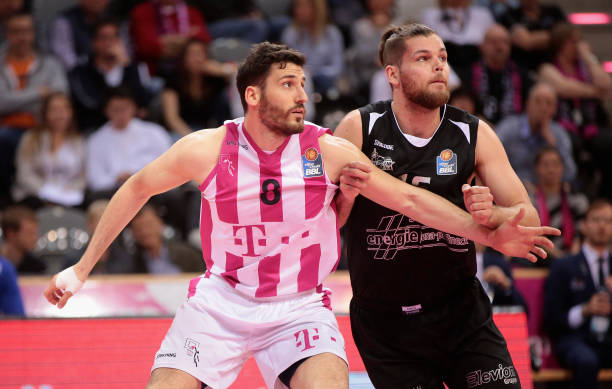 表现往往与 表现往往与