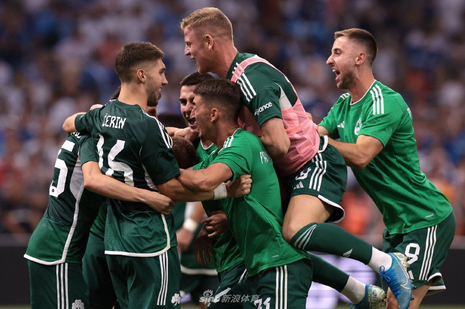 他在本赛季 他在本赛季